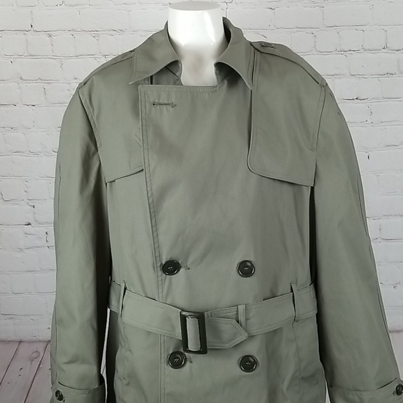 Valor Collection Trench Coat - Picture 4 of 9